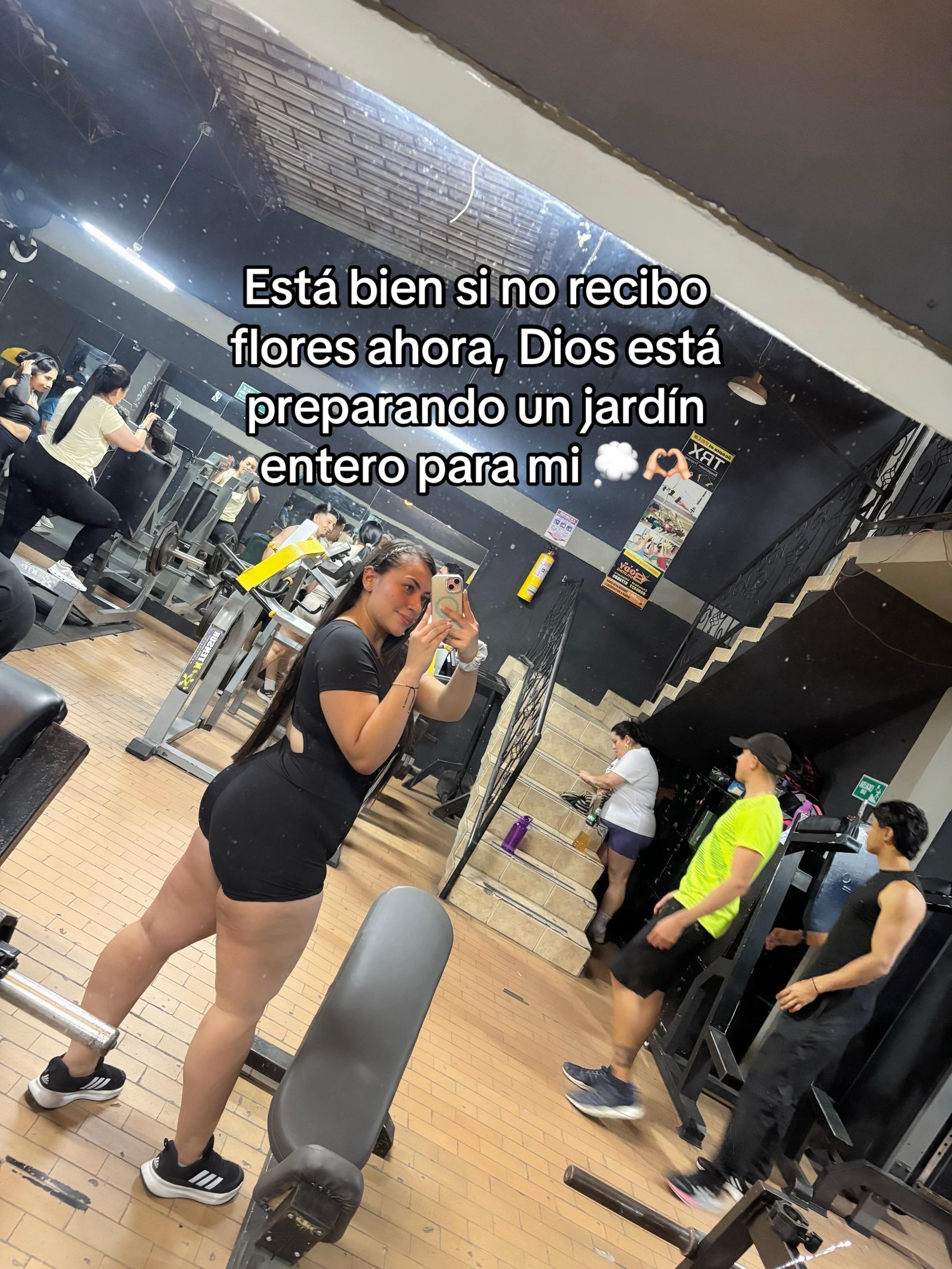 @Victoria Alzate