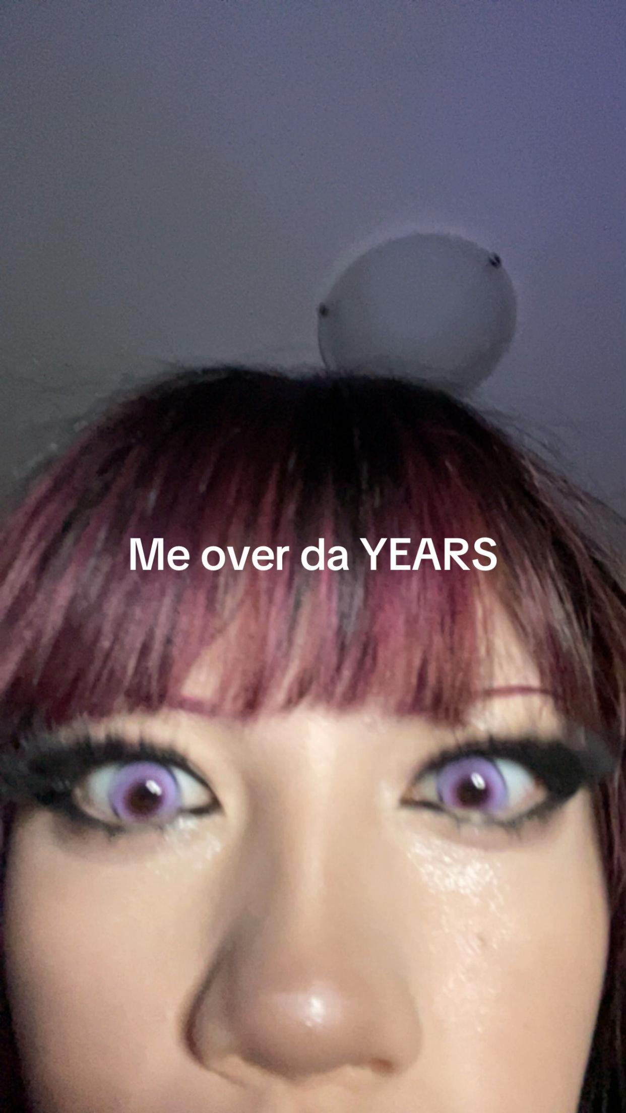 @😇
