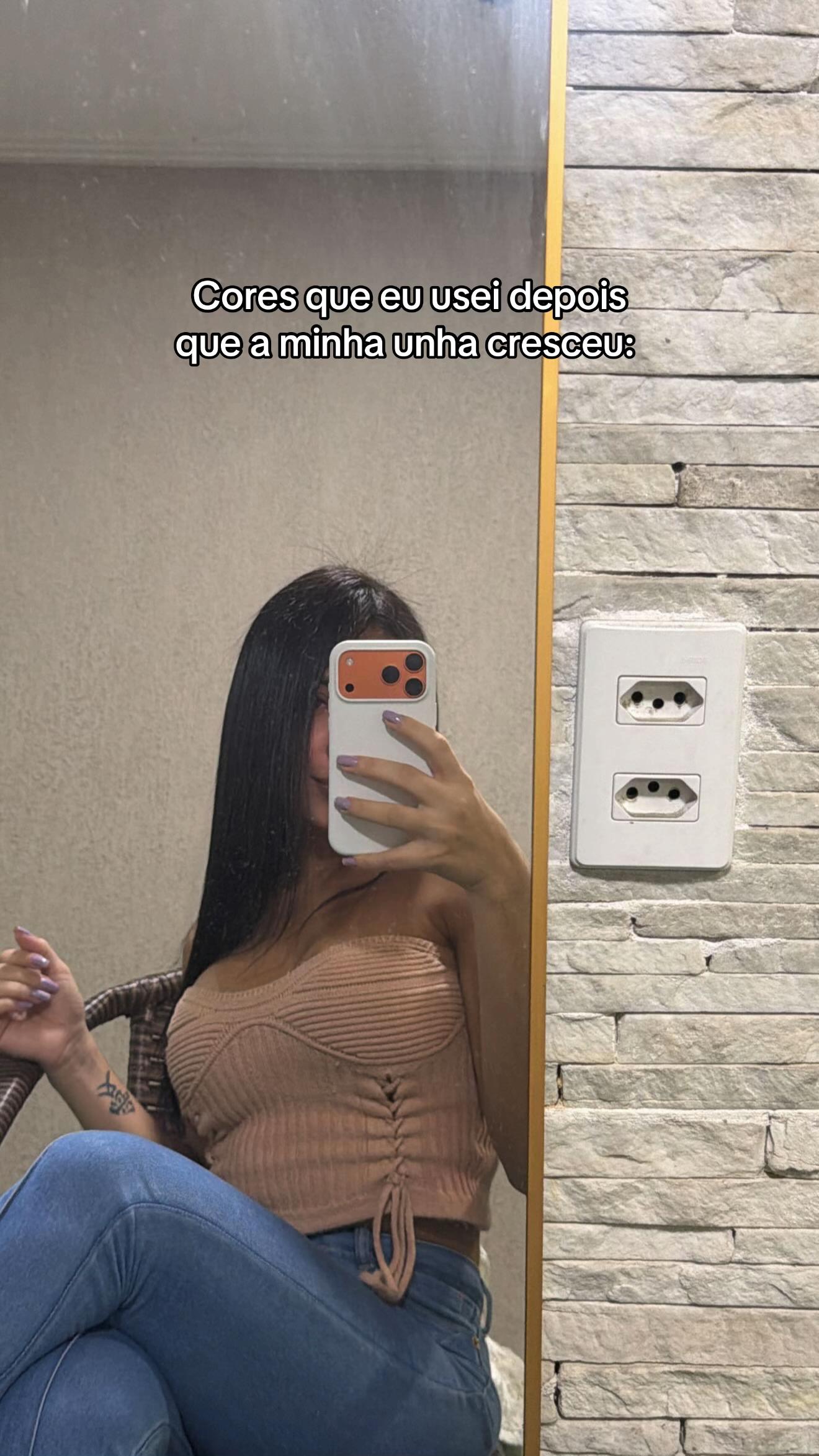 @Jully👾
