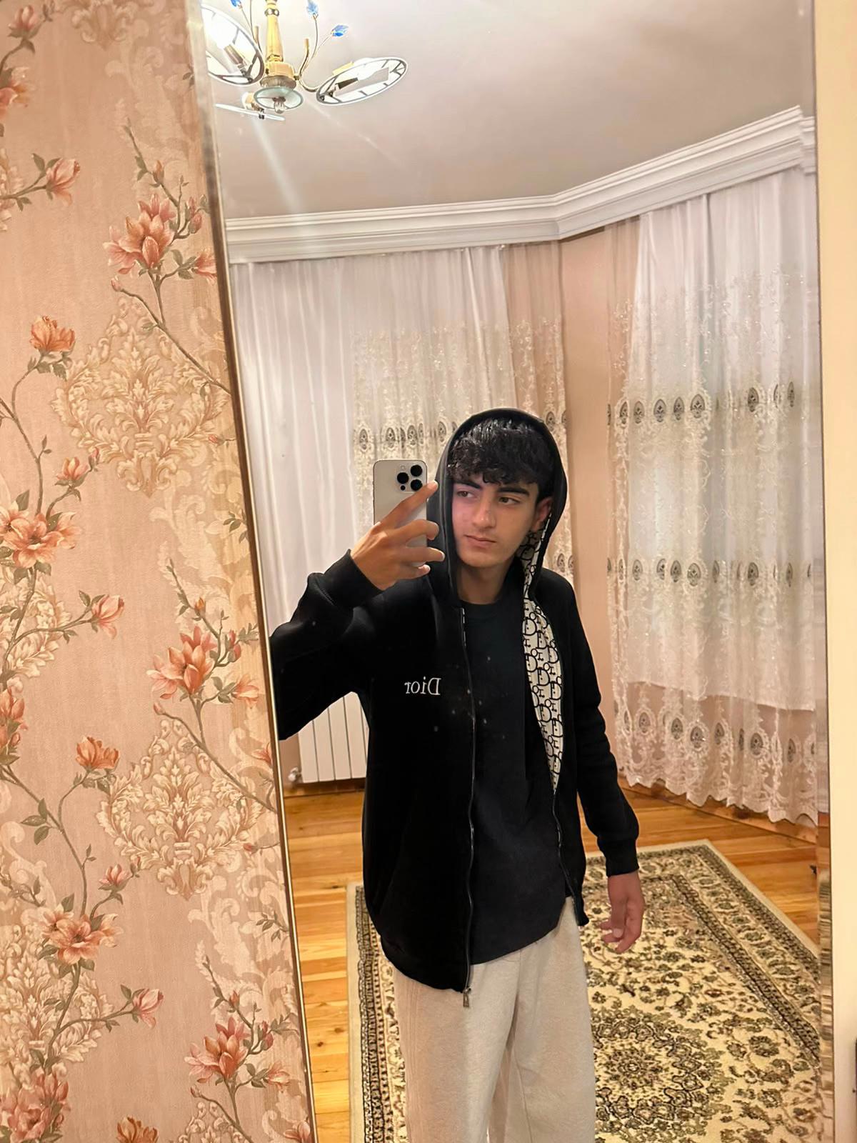 @๐.