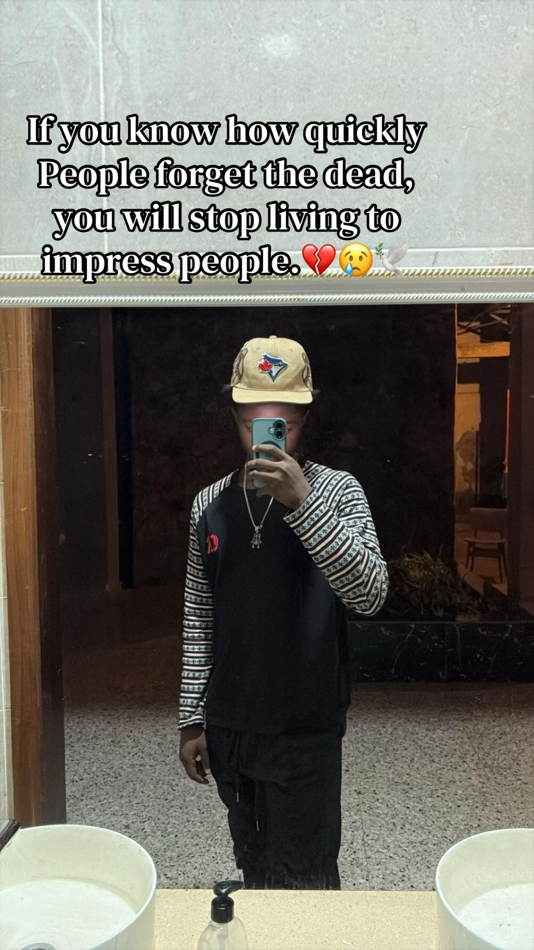 @𝐁𝐔𝐆𝐀𝐓𝐓𝐈 🇬🇭