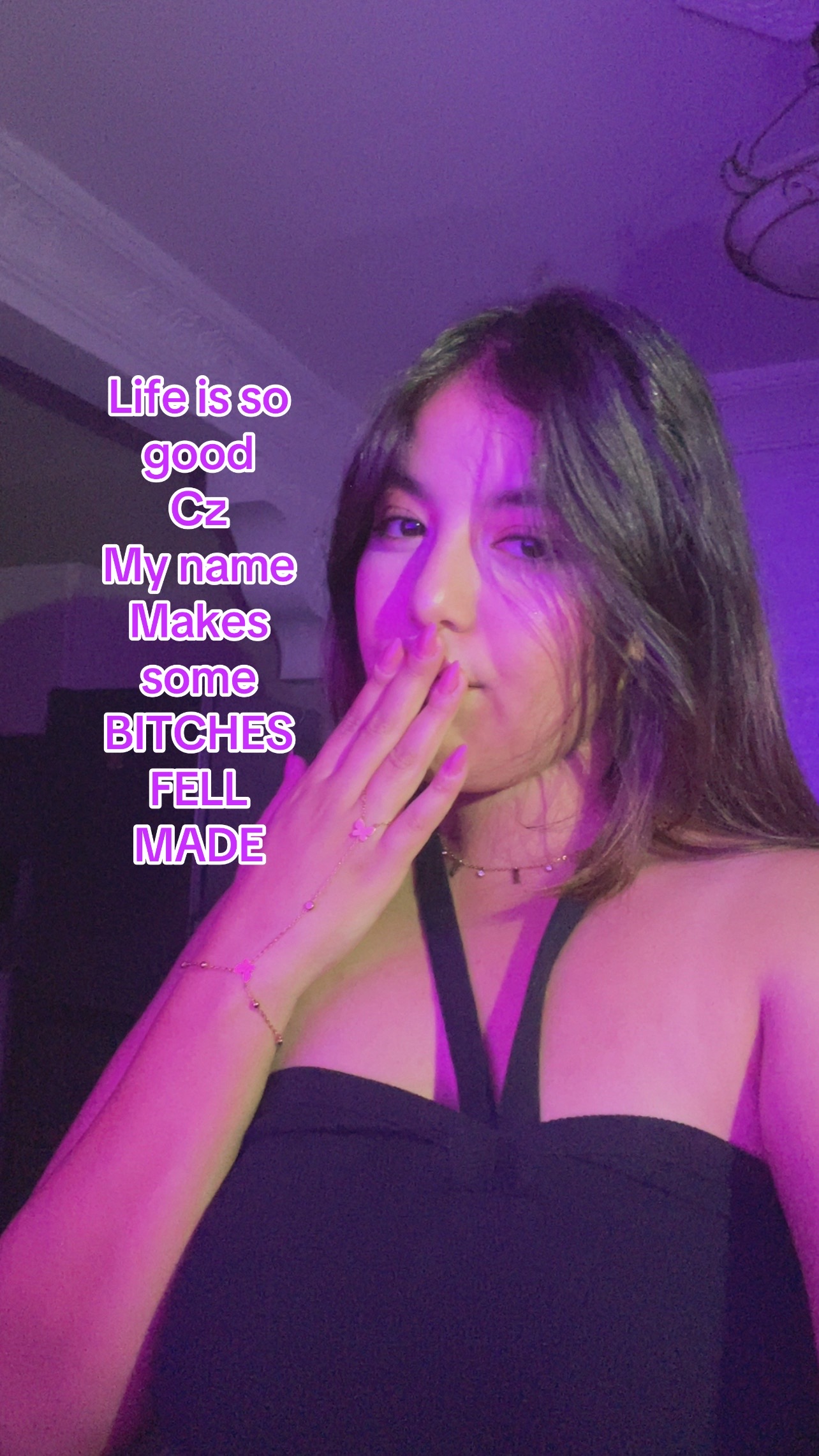 @𝓜𝓮𝓻𝓻𝓪𝓮𝓬𝔂💕