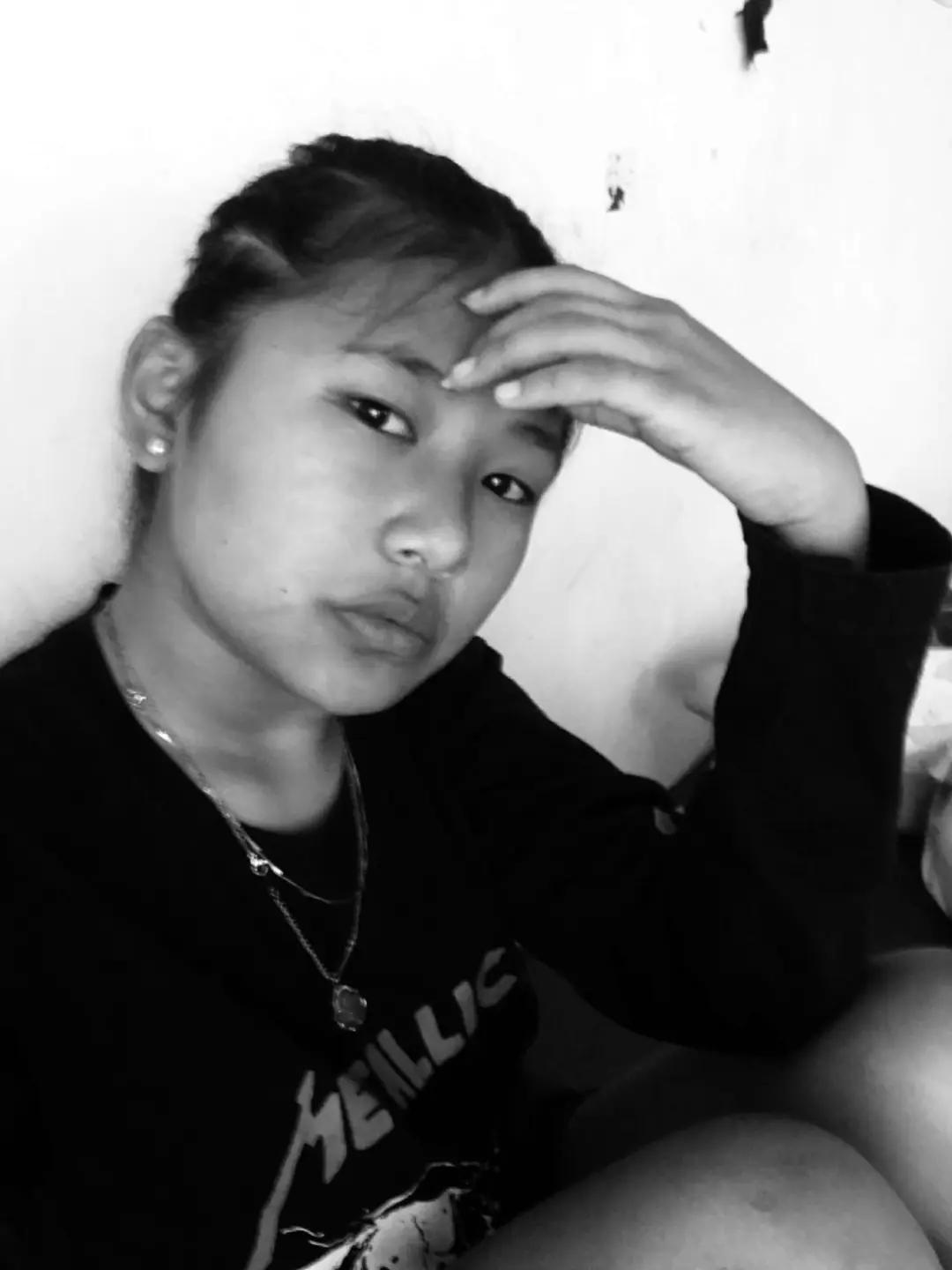 @puja  rai 🚭