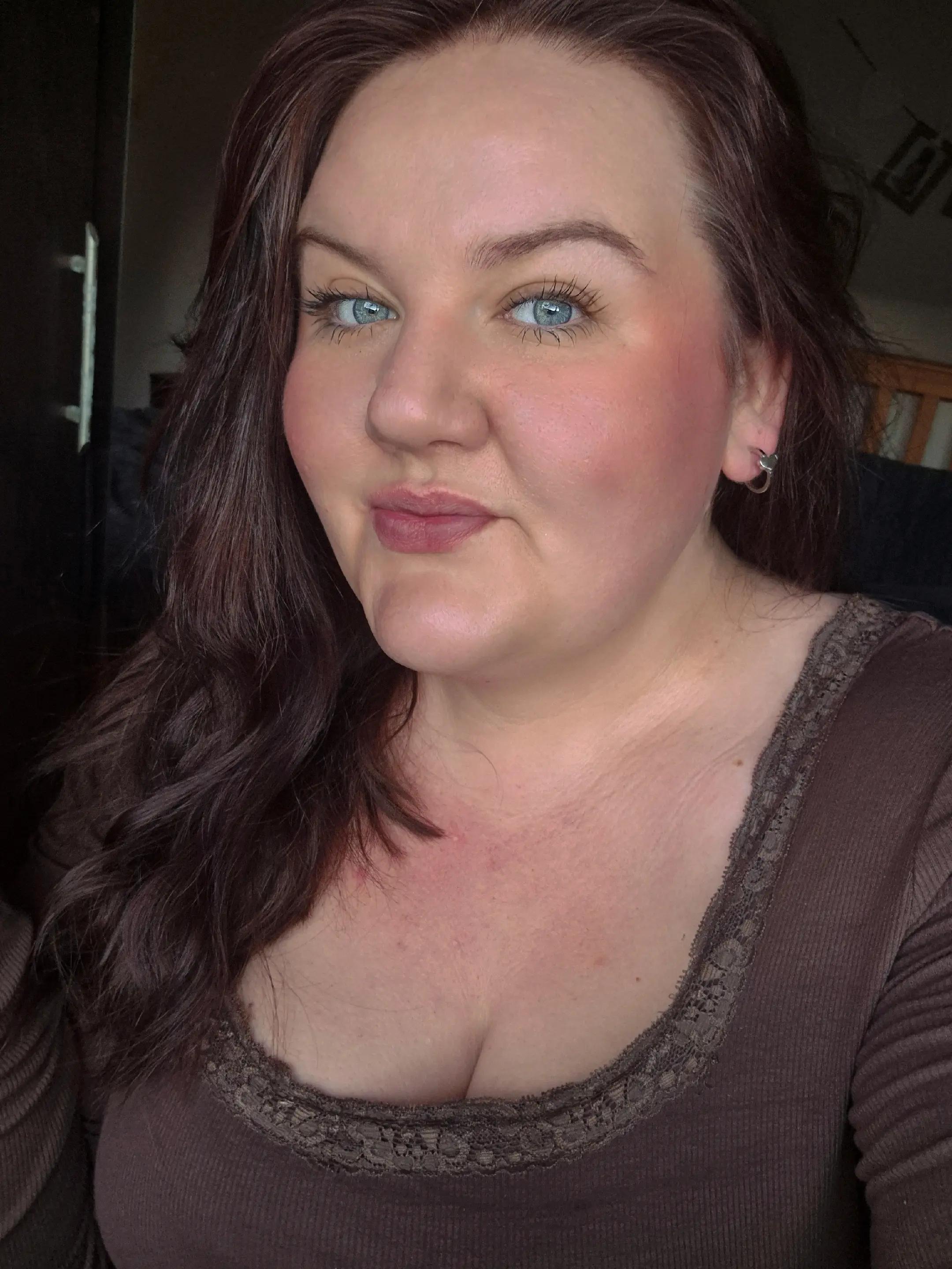 @Laura | Plus Size Confidence