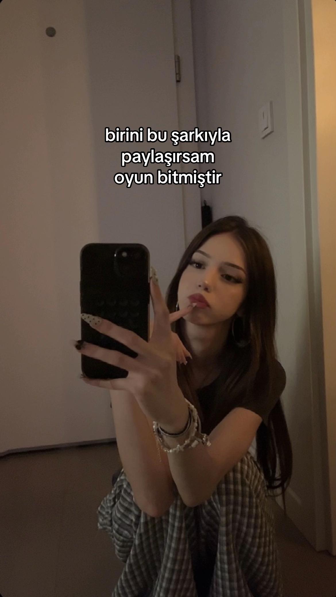 @𝓔𝓴𝓲𝓷