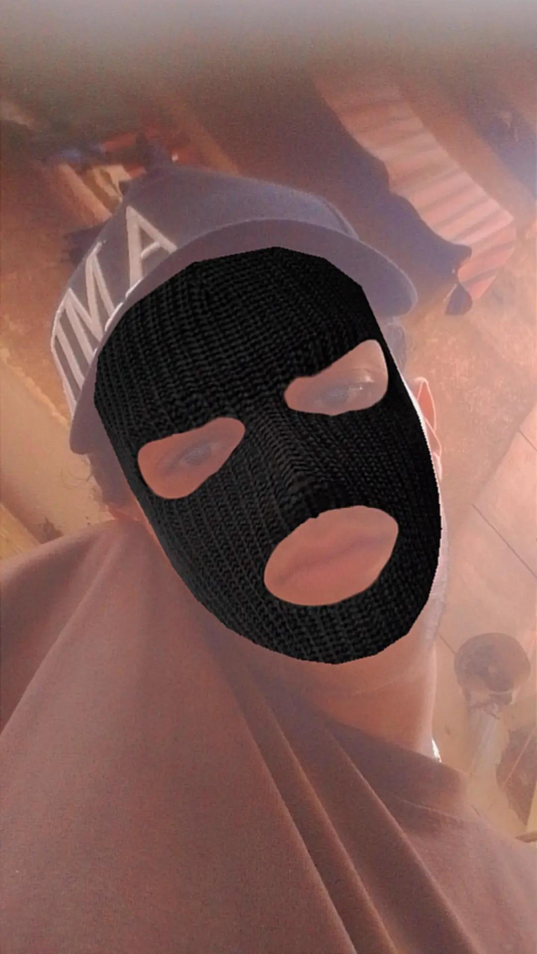 @༺♕ƁỖĎẸ♕༻