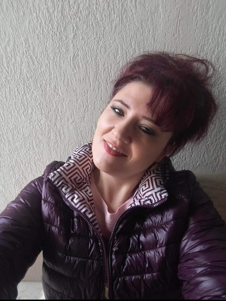 @DanaDana18elena