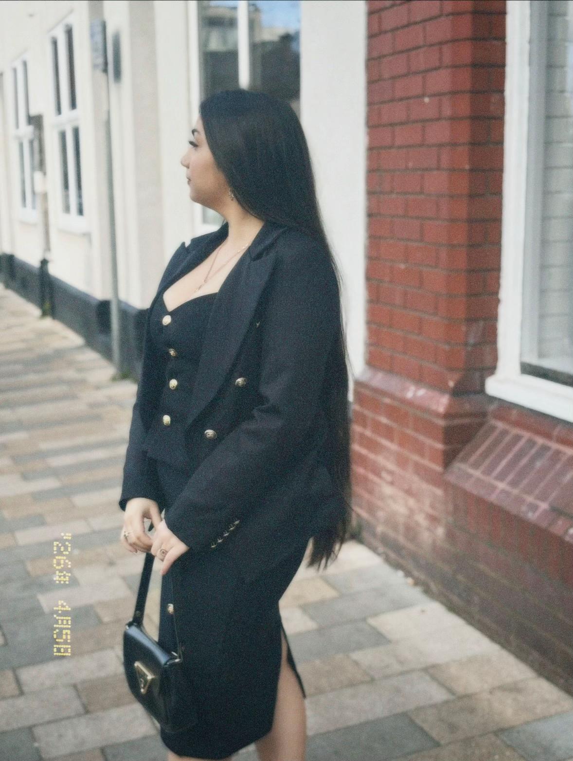 @𝐕✨
