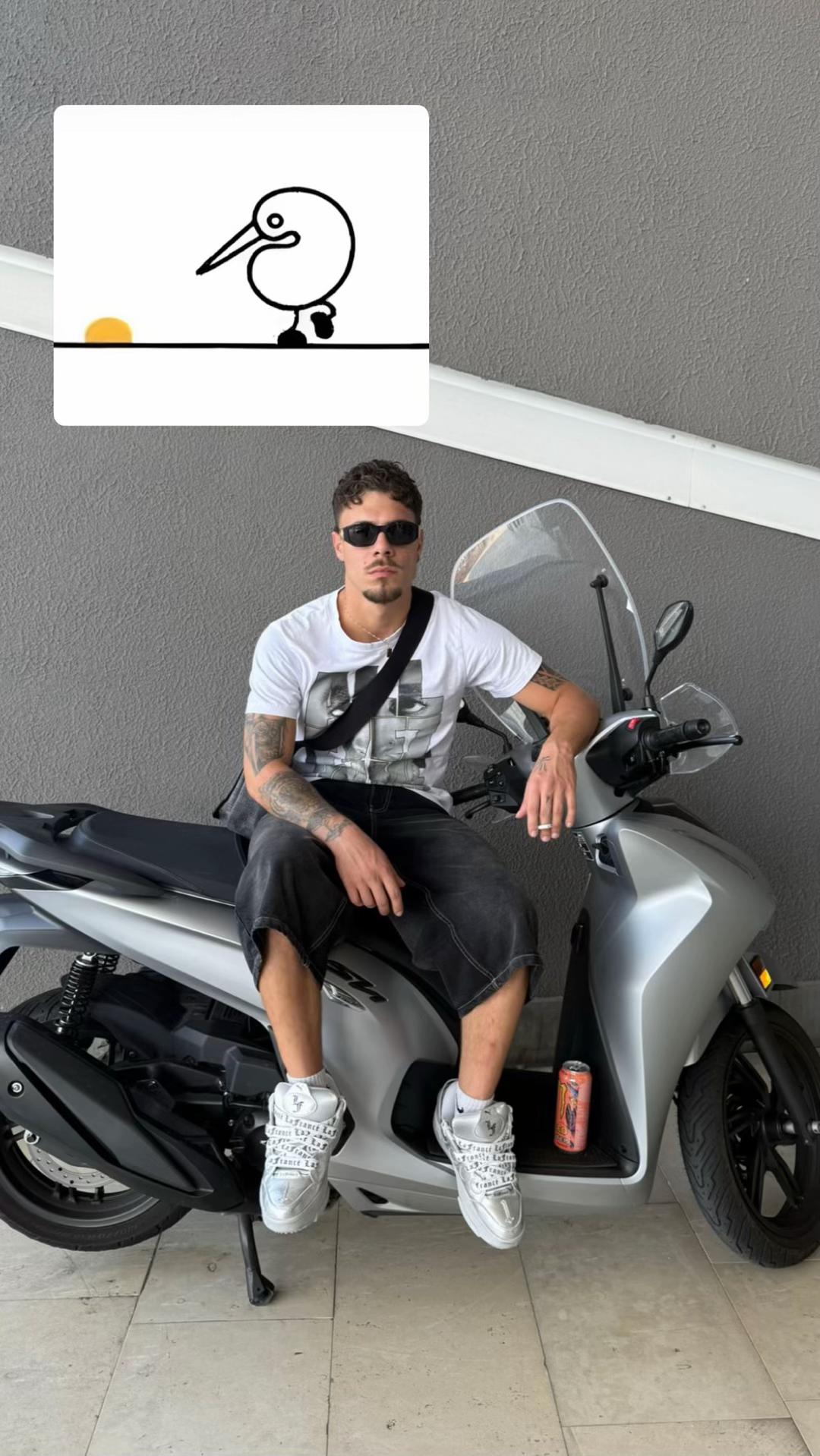 @RG