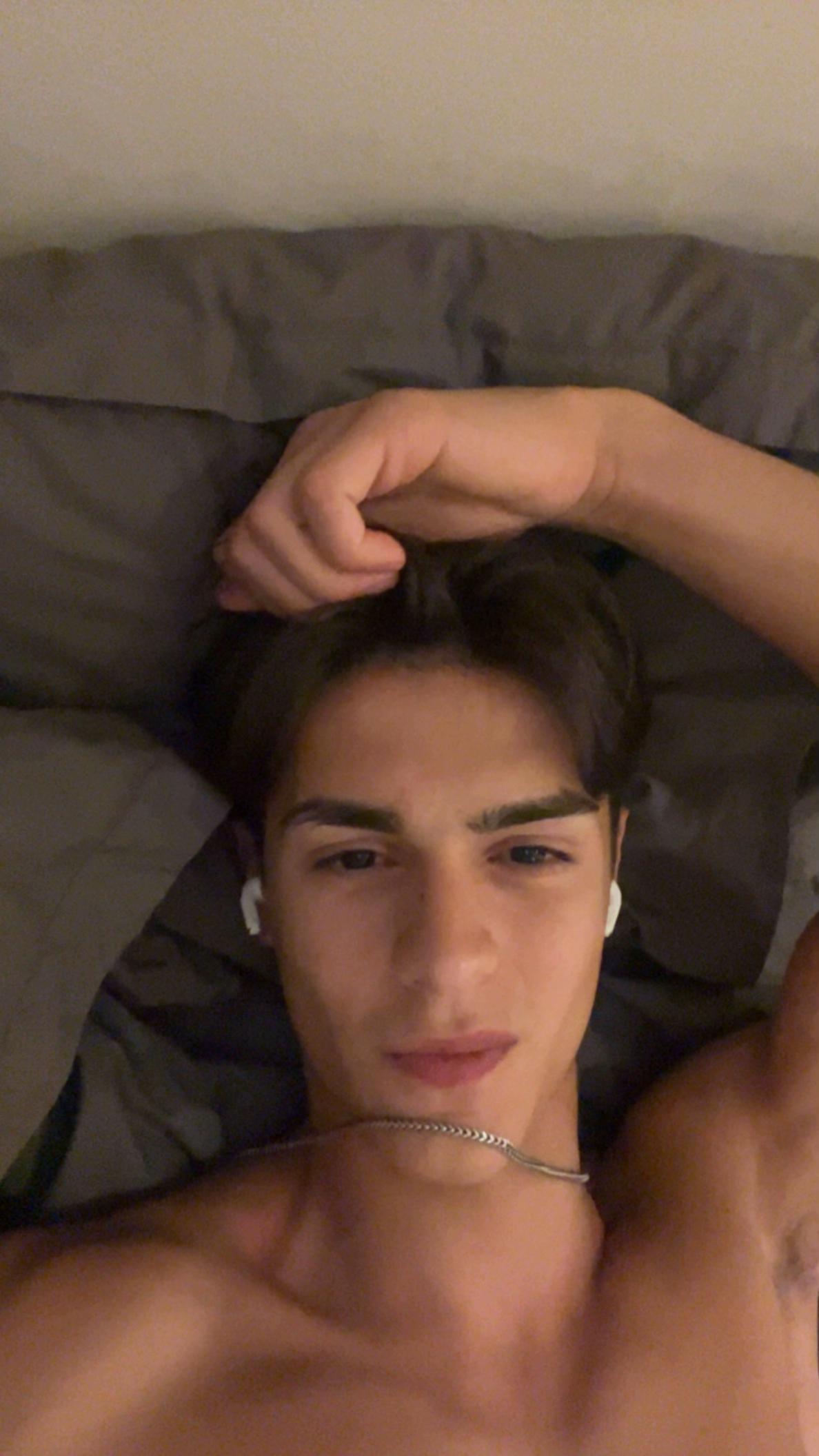 @H4J3M🧬