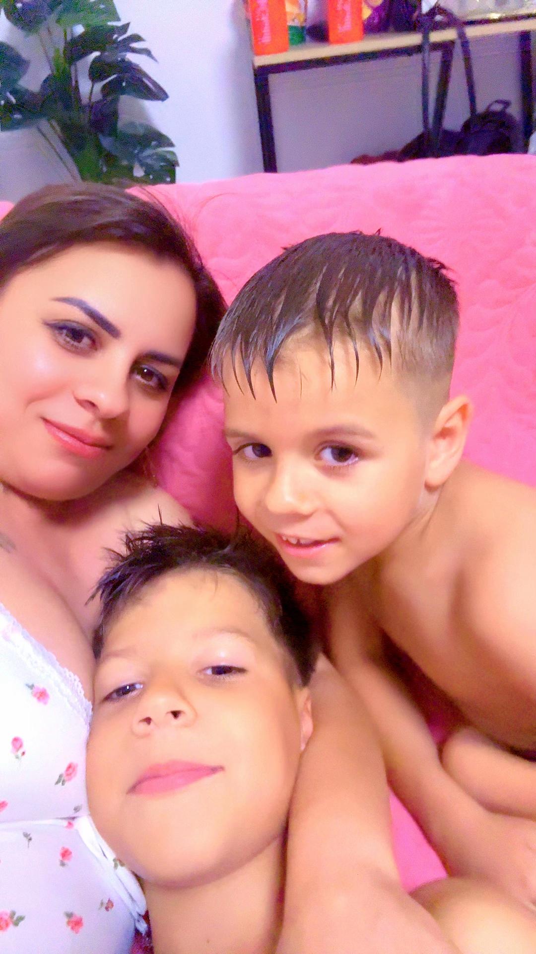 @🥰Alexandra Alexutza 🥰