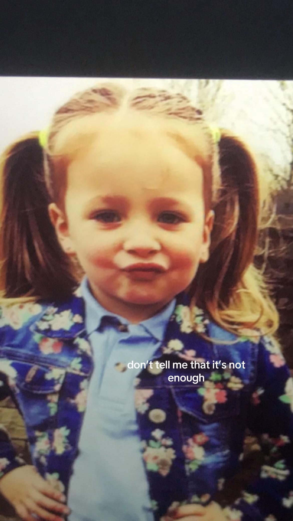 @Evie grace🥰