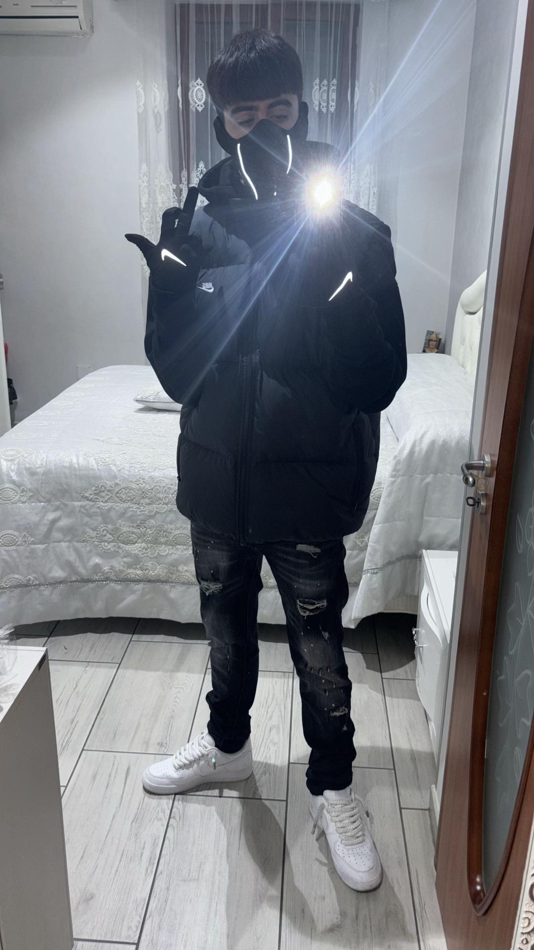 @_angelomaglione_