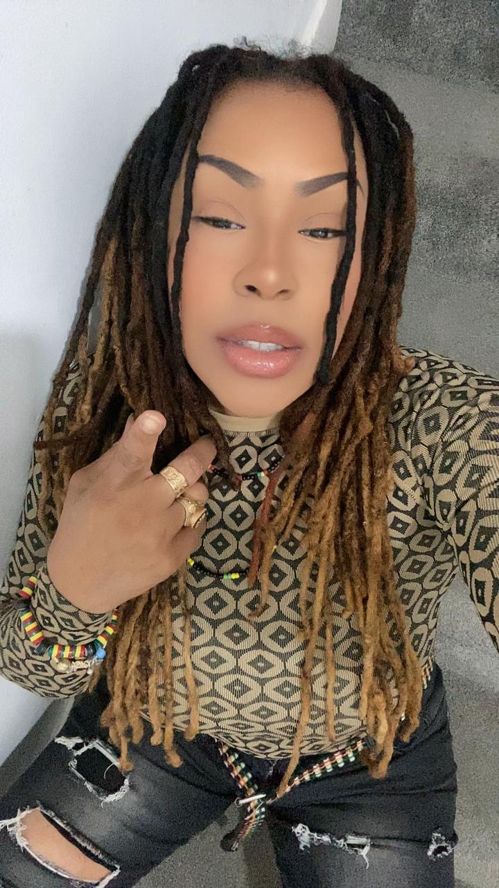 @🍃Royal Lioness Farrell🍃💛❤️