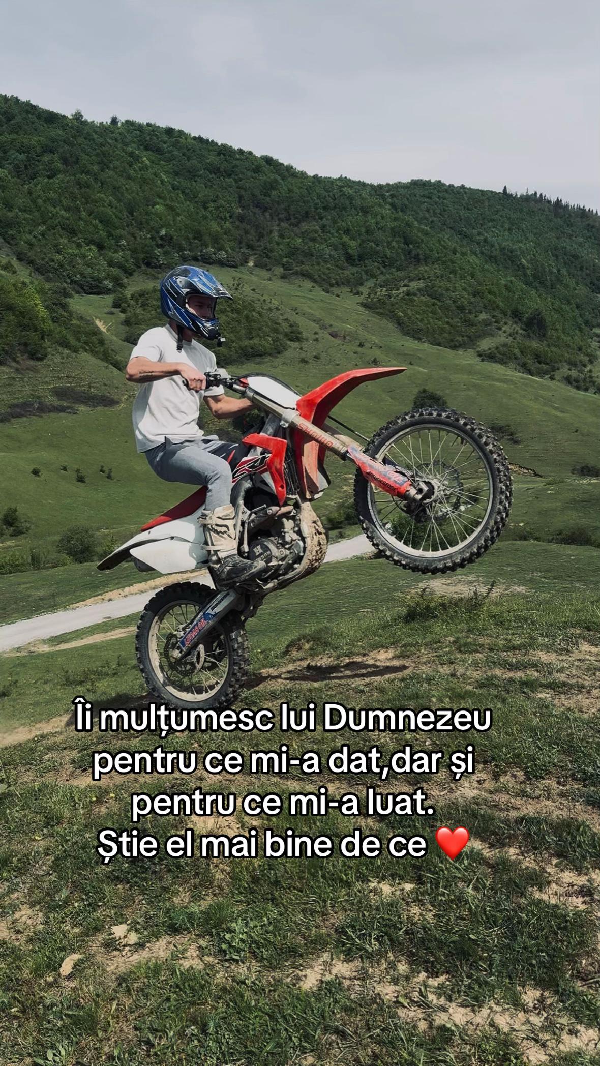 @Alex🫀