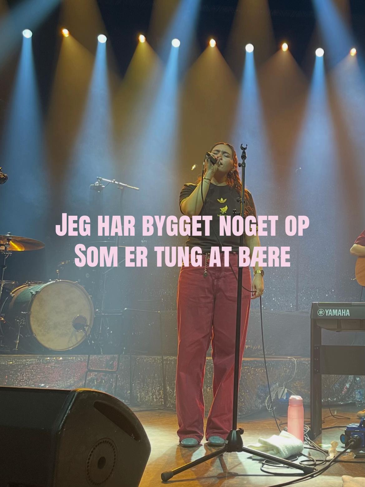 @JOSEFINE JUVA