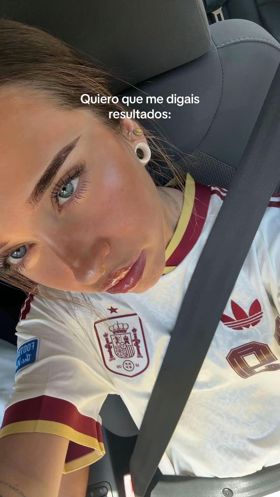 @🦦💋