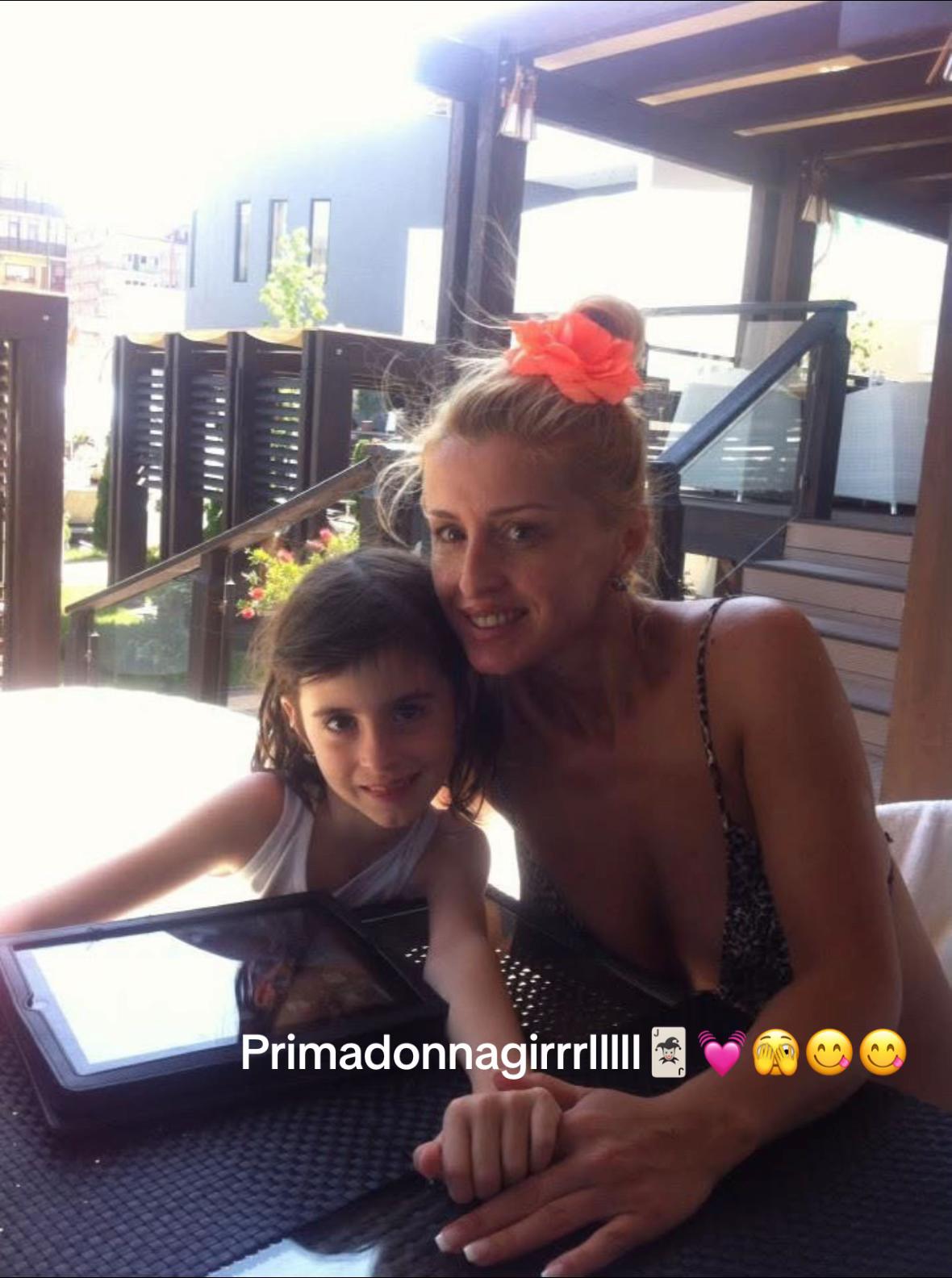 @rebecca🔆Lazarescu