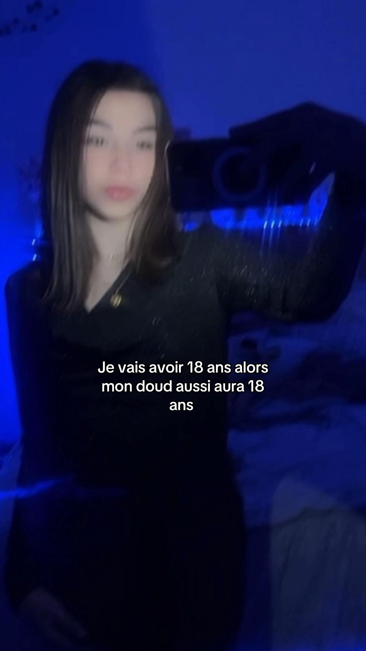 @Élise💋