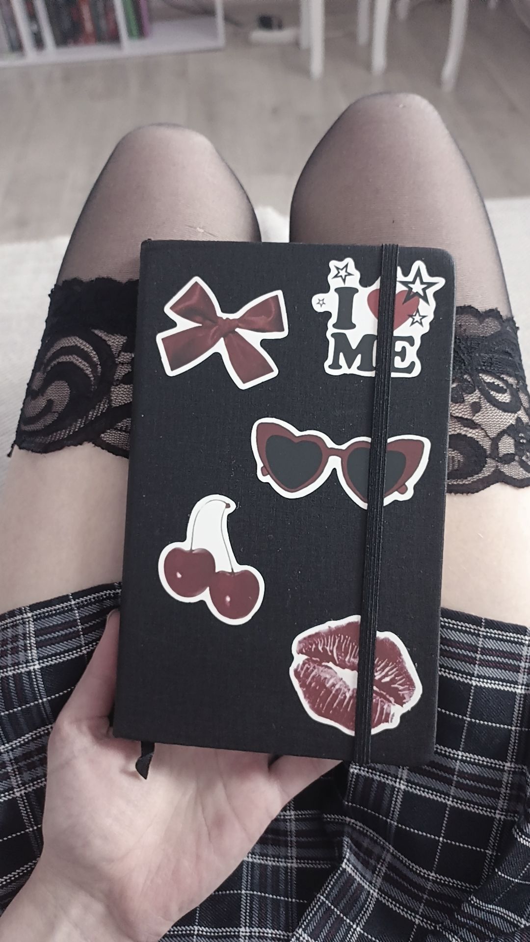 @♡ Scarlet lace ♡