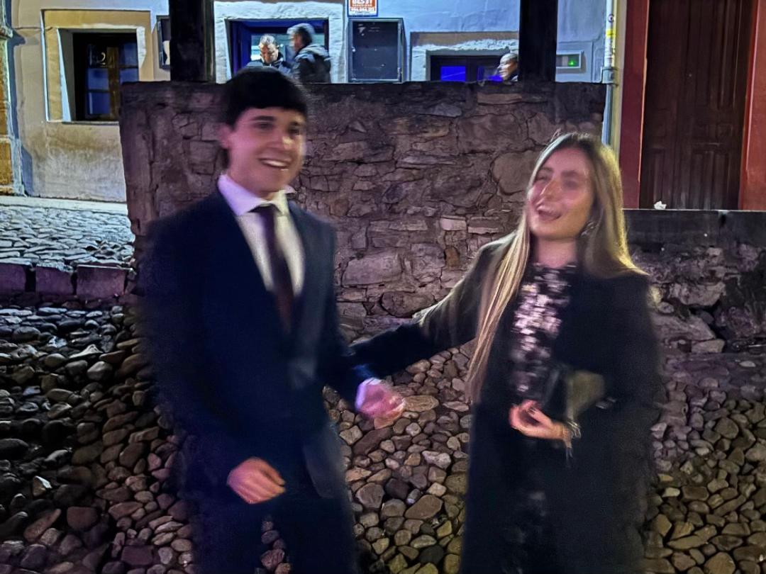 @angela