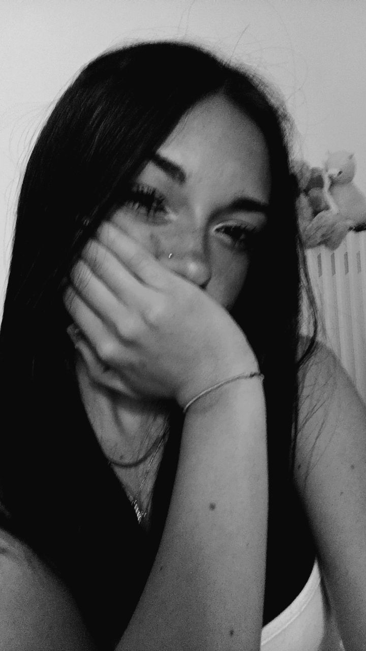 @D E L Y