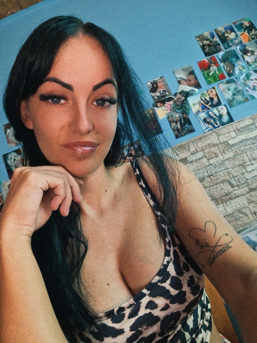 @🦒🩷Zsani🩷🦒