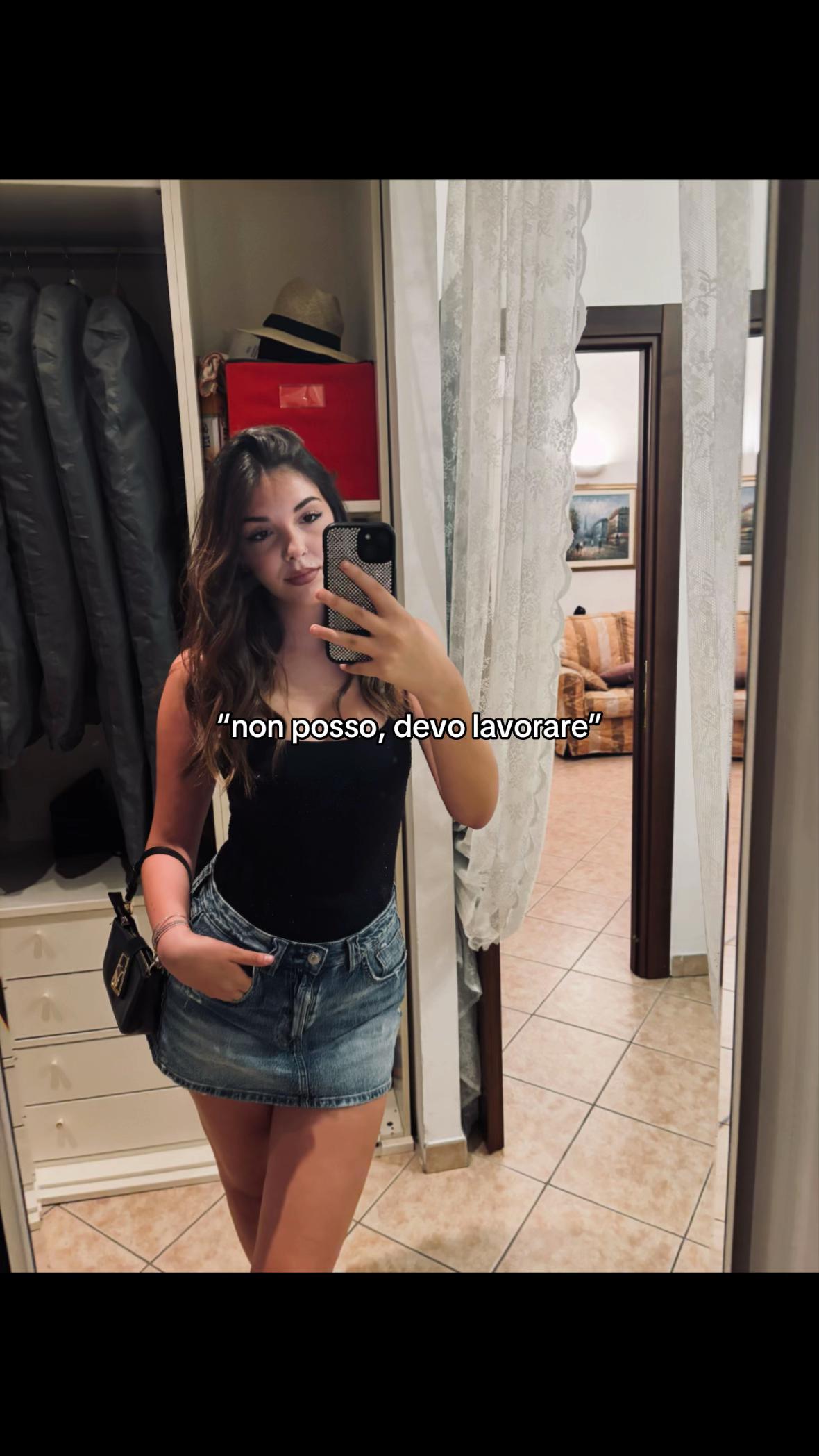 @zoeleombruno