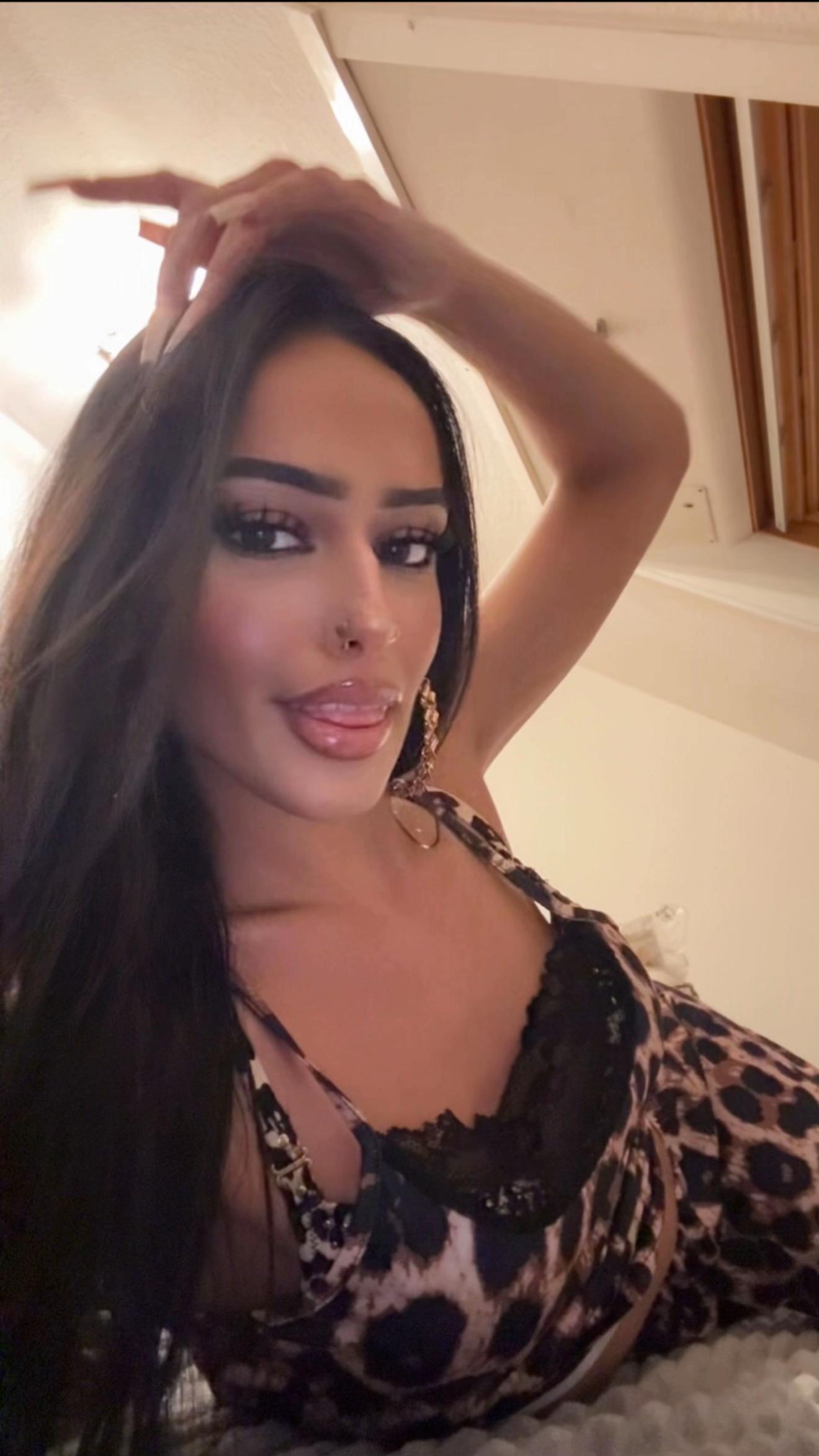 @B💋