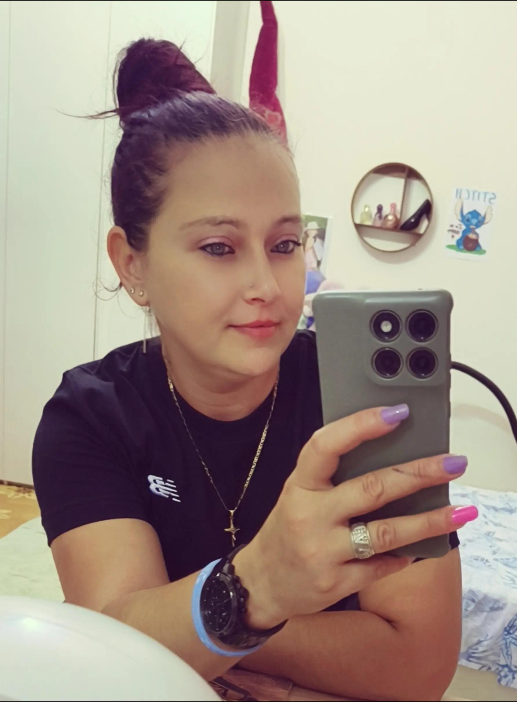@Mihaela 🇮🇹....🇹🇩