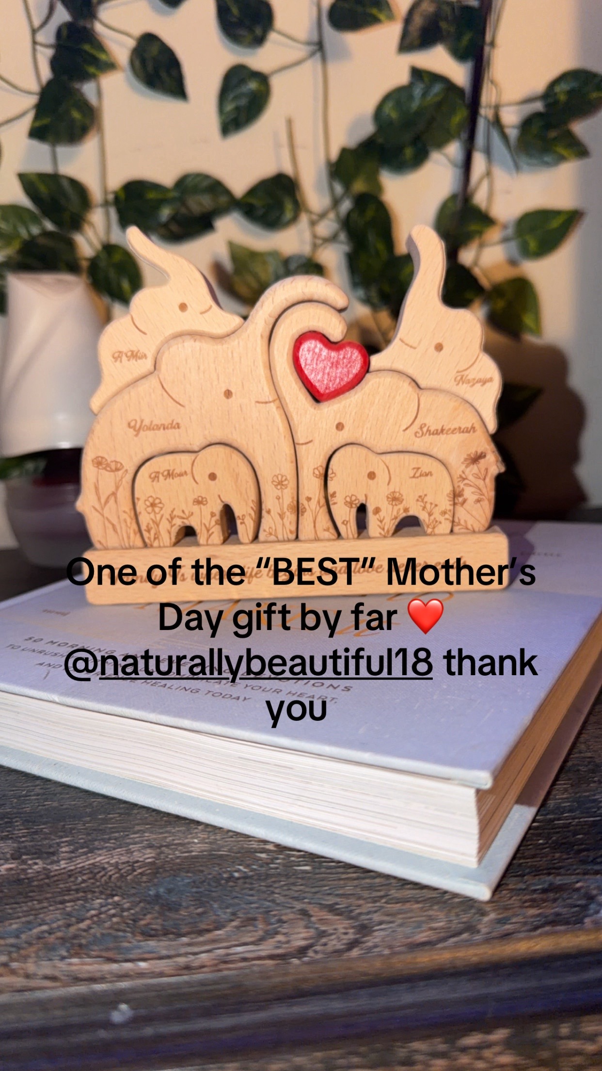 @A&rsquo;Mour Mom