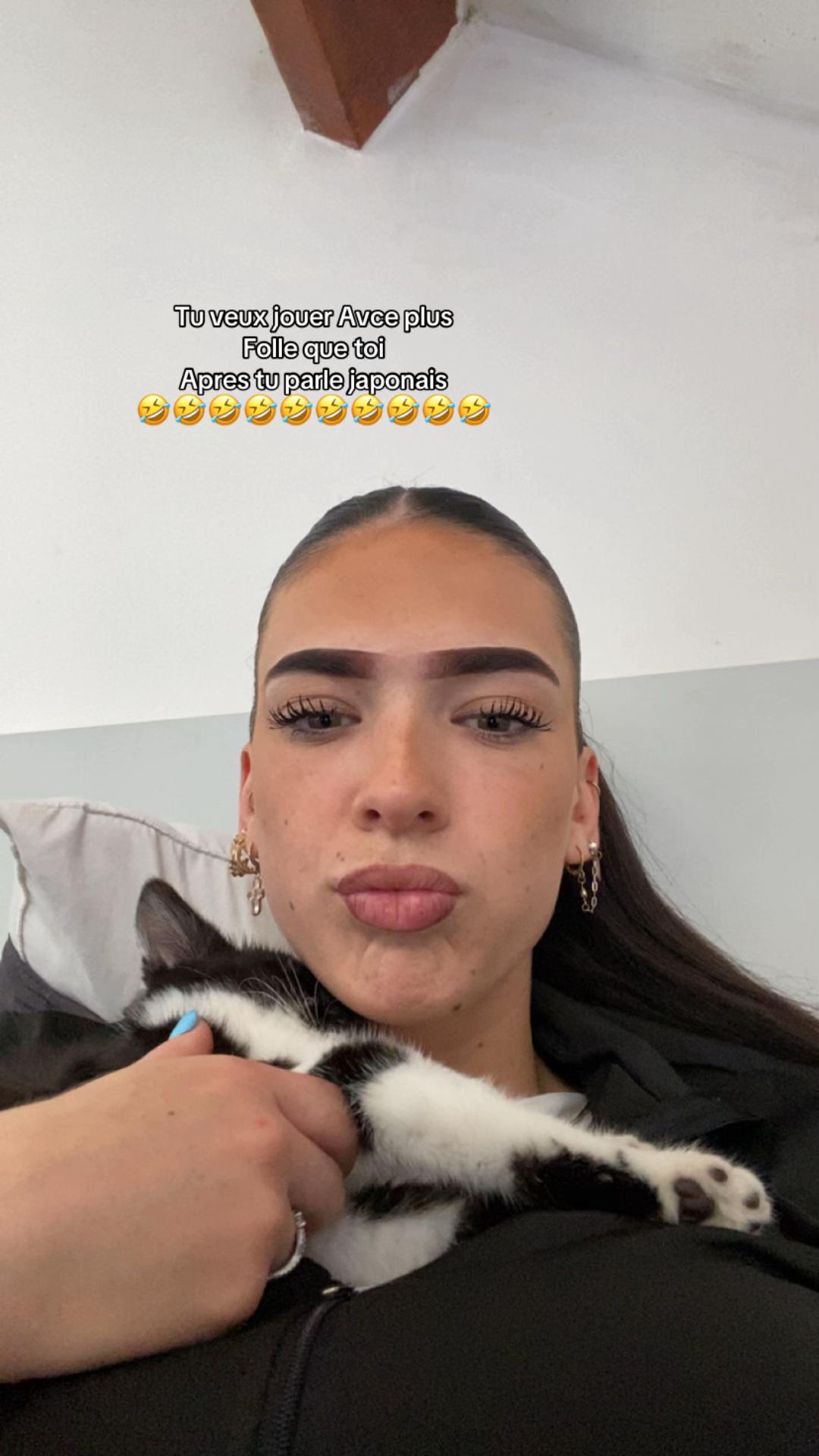 @.....,