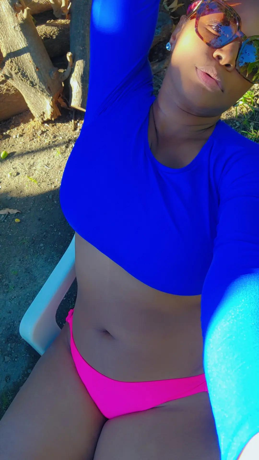 @Elizabeth Valdez 🇩🇴👑