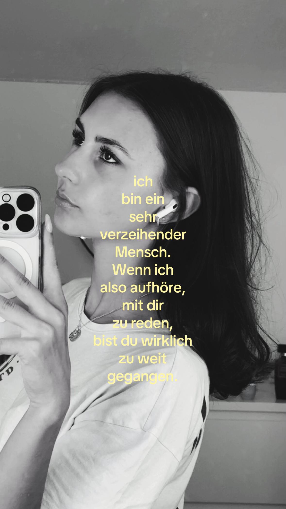 @ꨄ