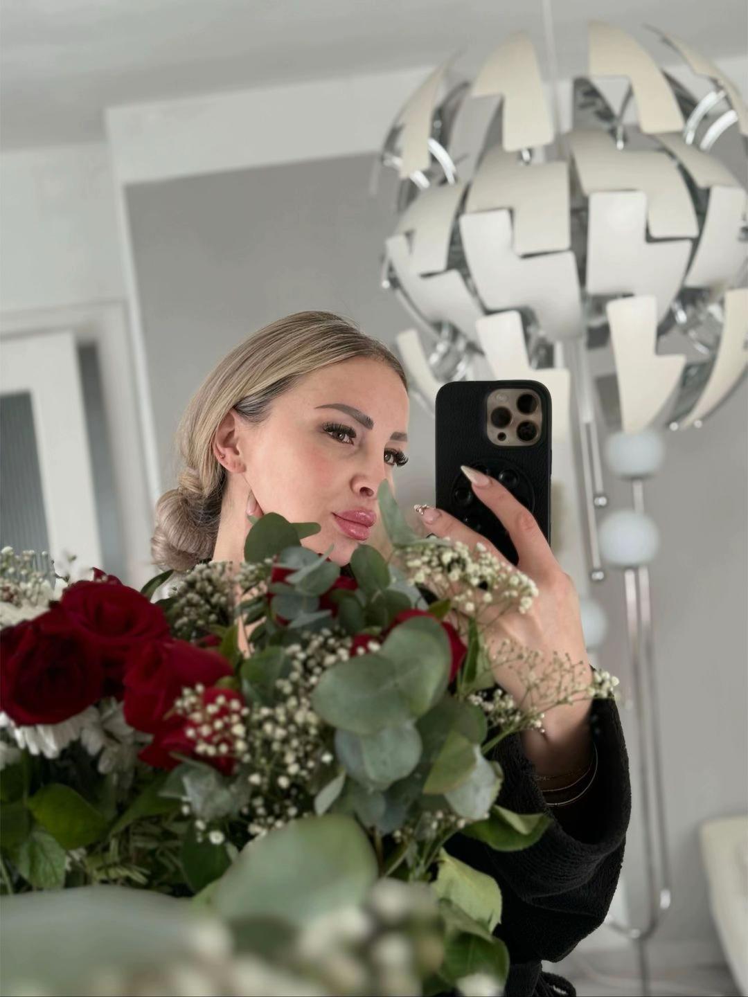 @SimplyChic