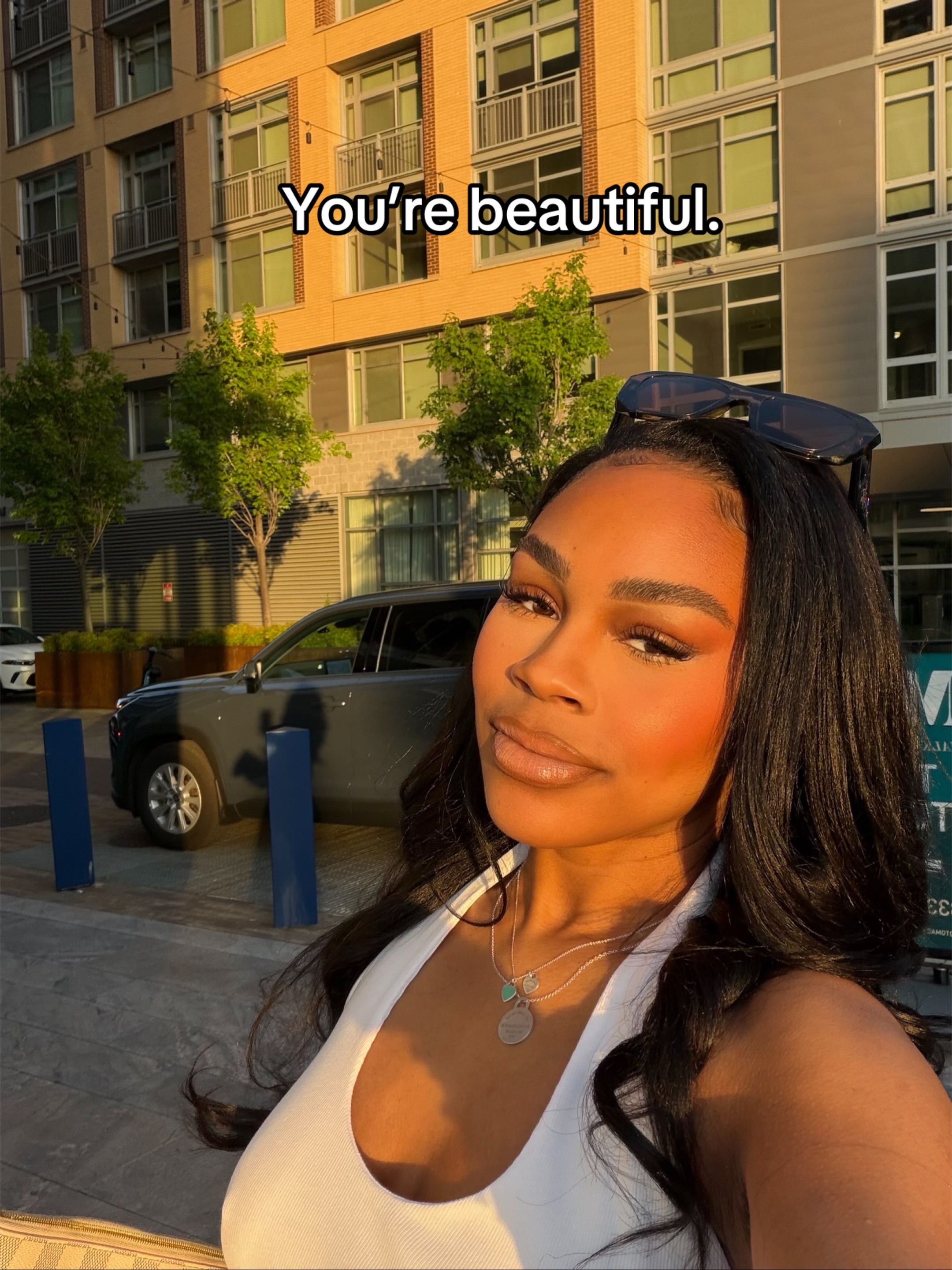 @Alexis E. Sky l DC Creator