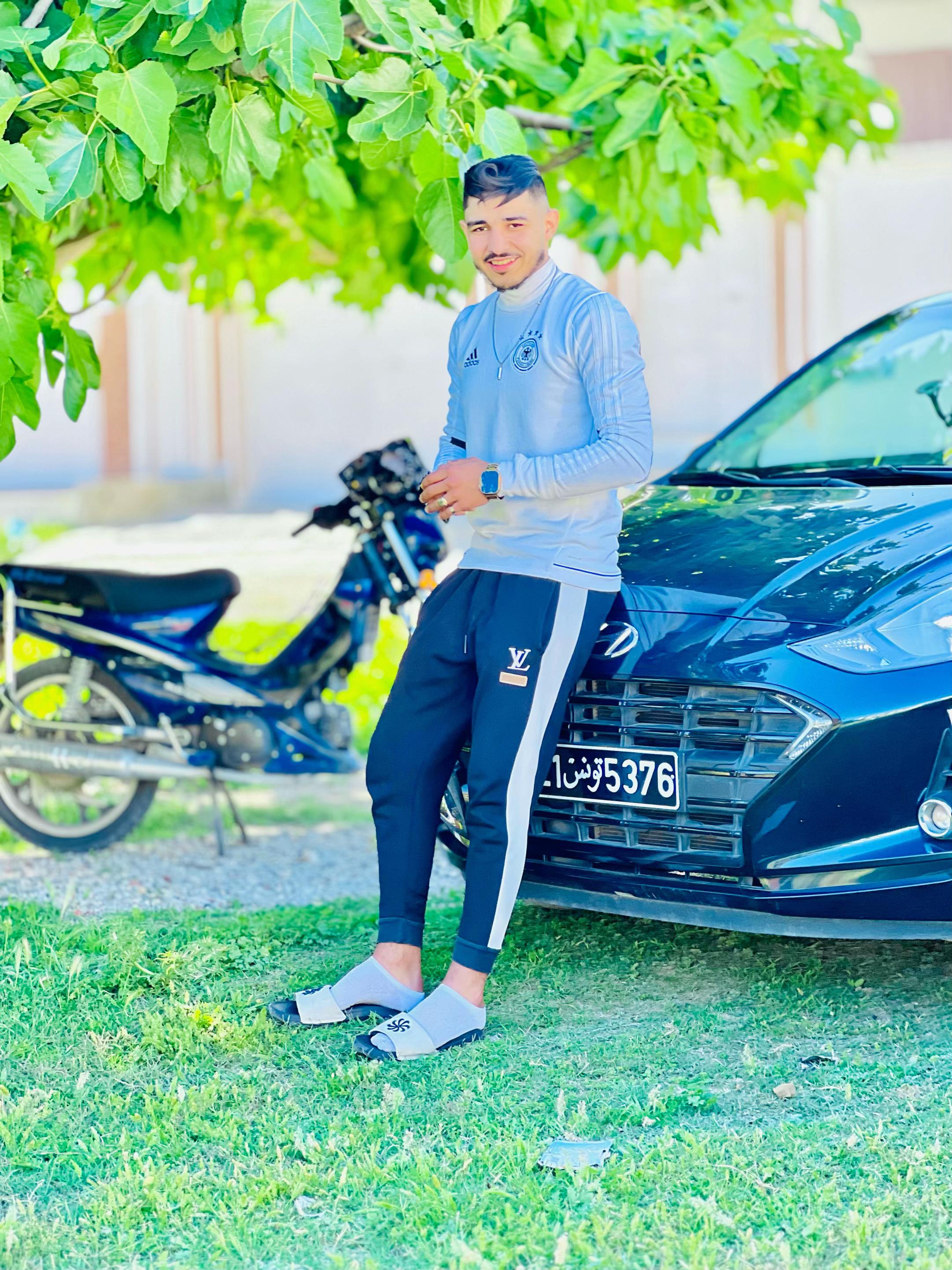 @👑قاسم أمين الزعيشي👑