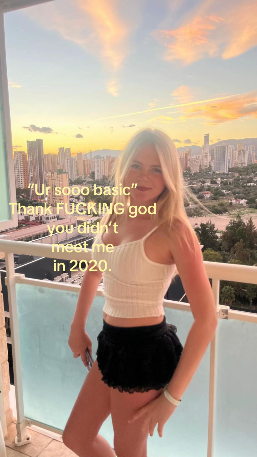 @✈️