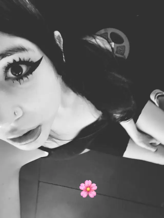 @jade