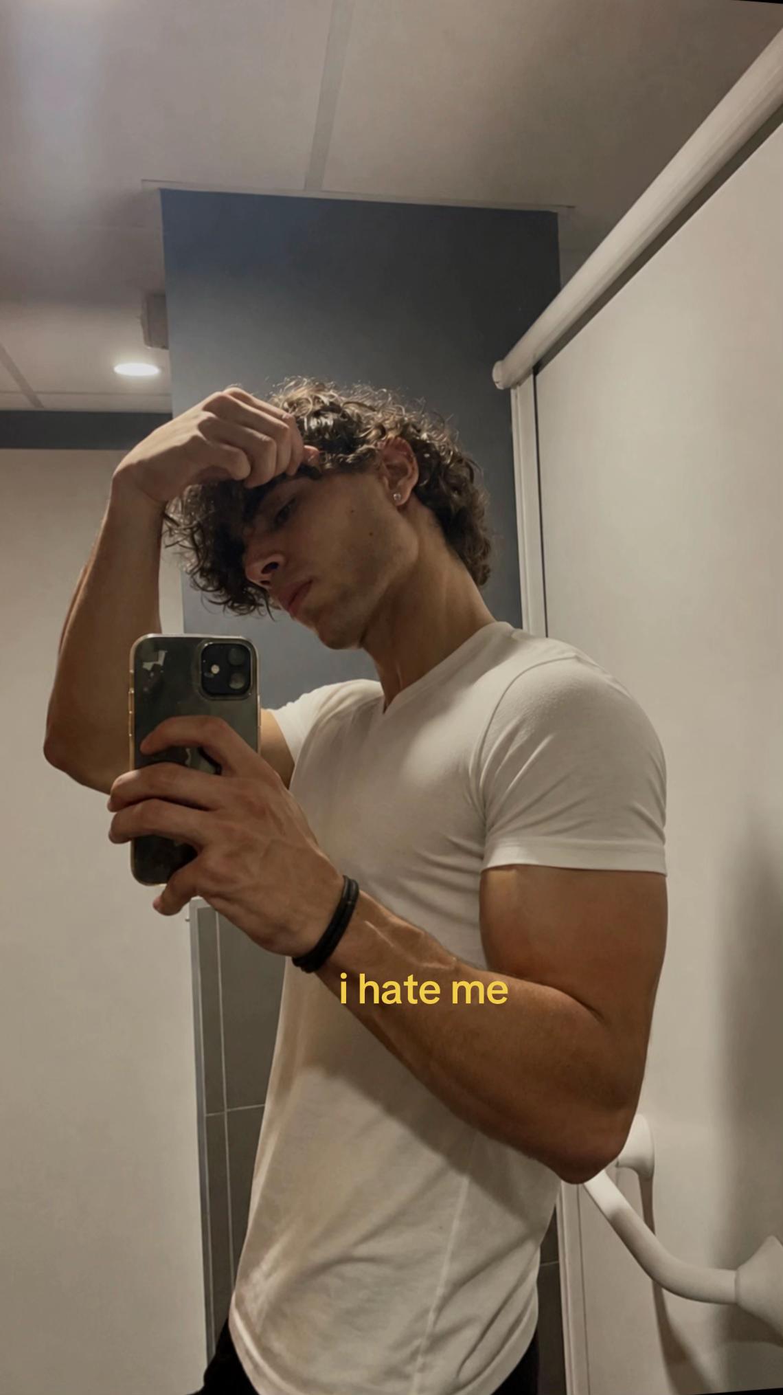 @Roméo