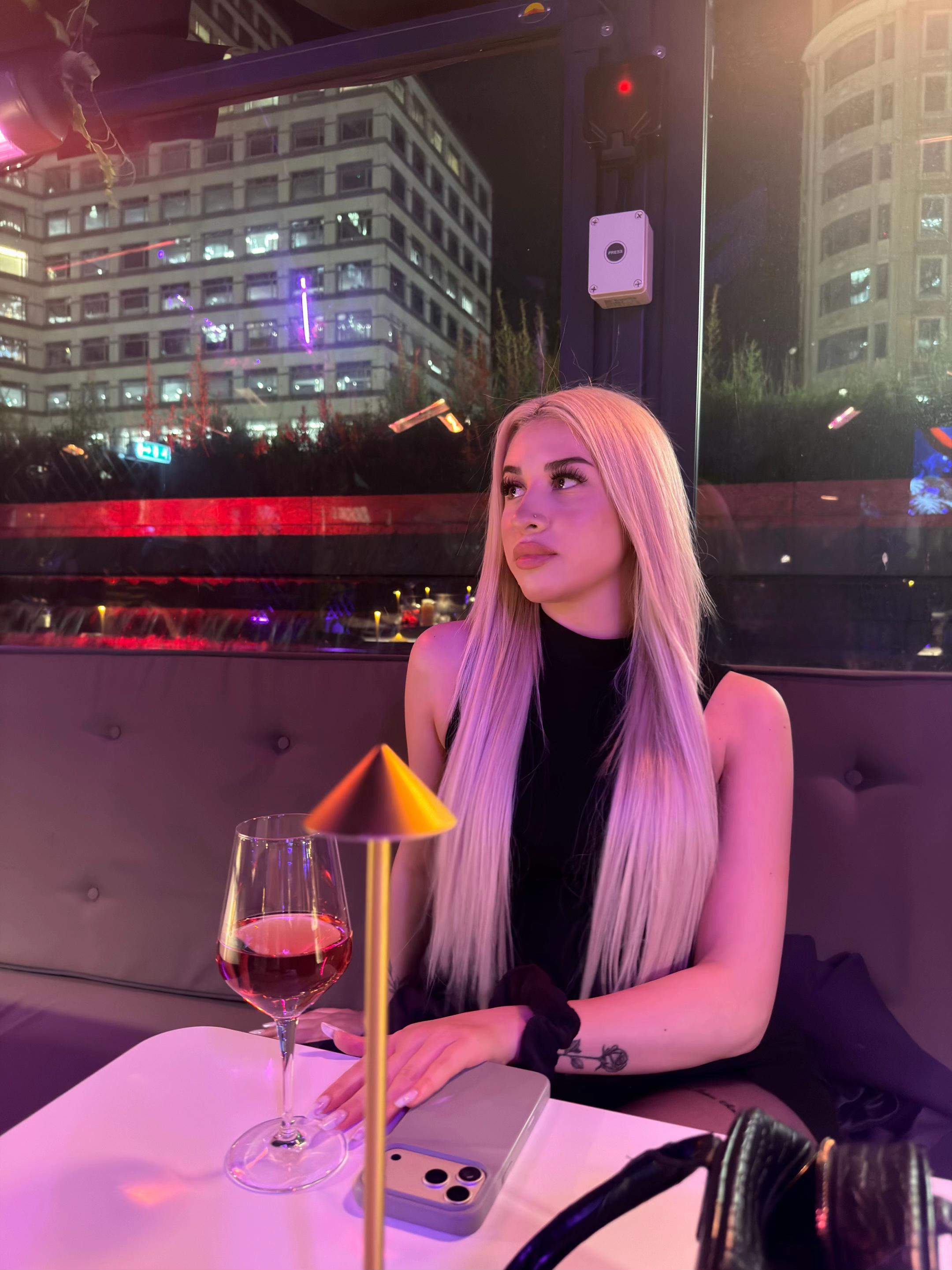@_.vasilakiii._