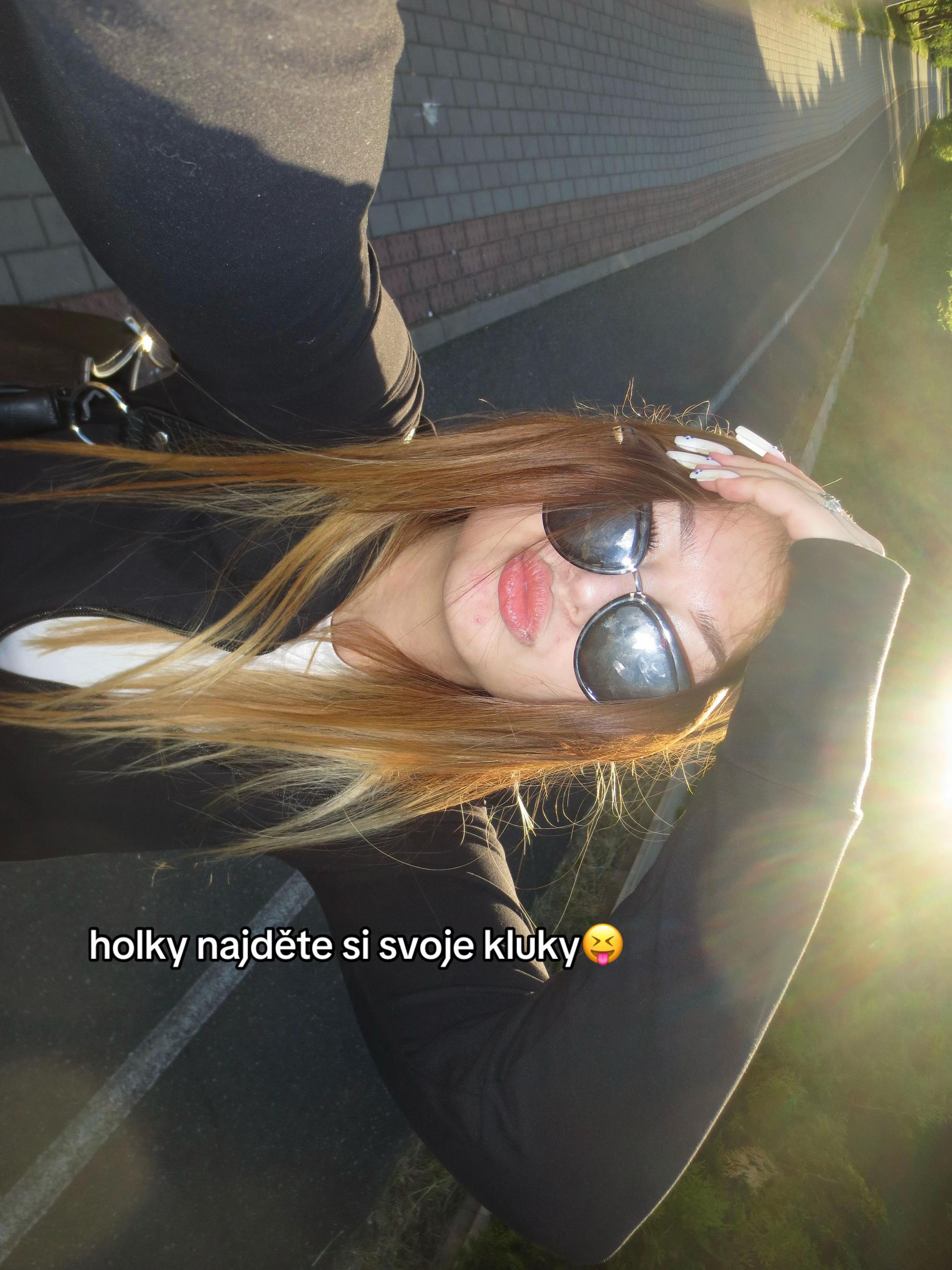 @_.fojtikova_n._