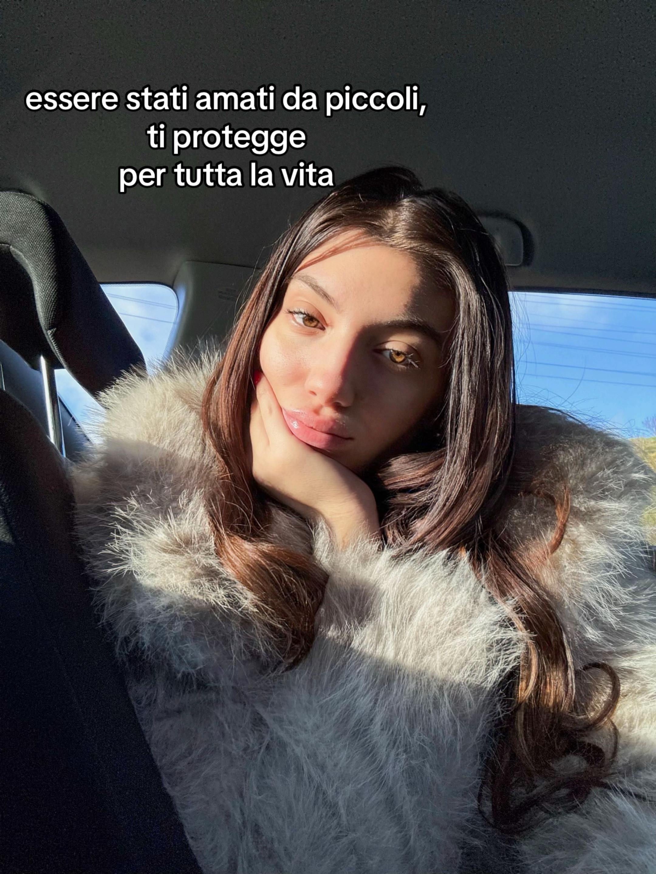 @𝒎𝒊𝒄𝒉𝒆𝒍𝒍𝒆