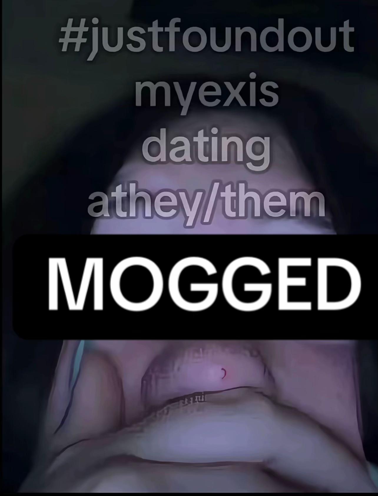 @🤍Dess’ wife🤍 🌕🐁