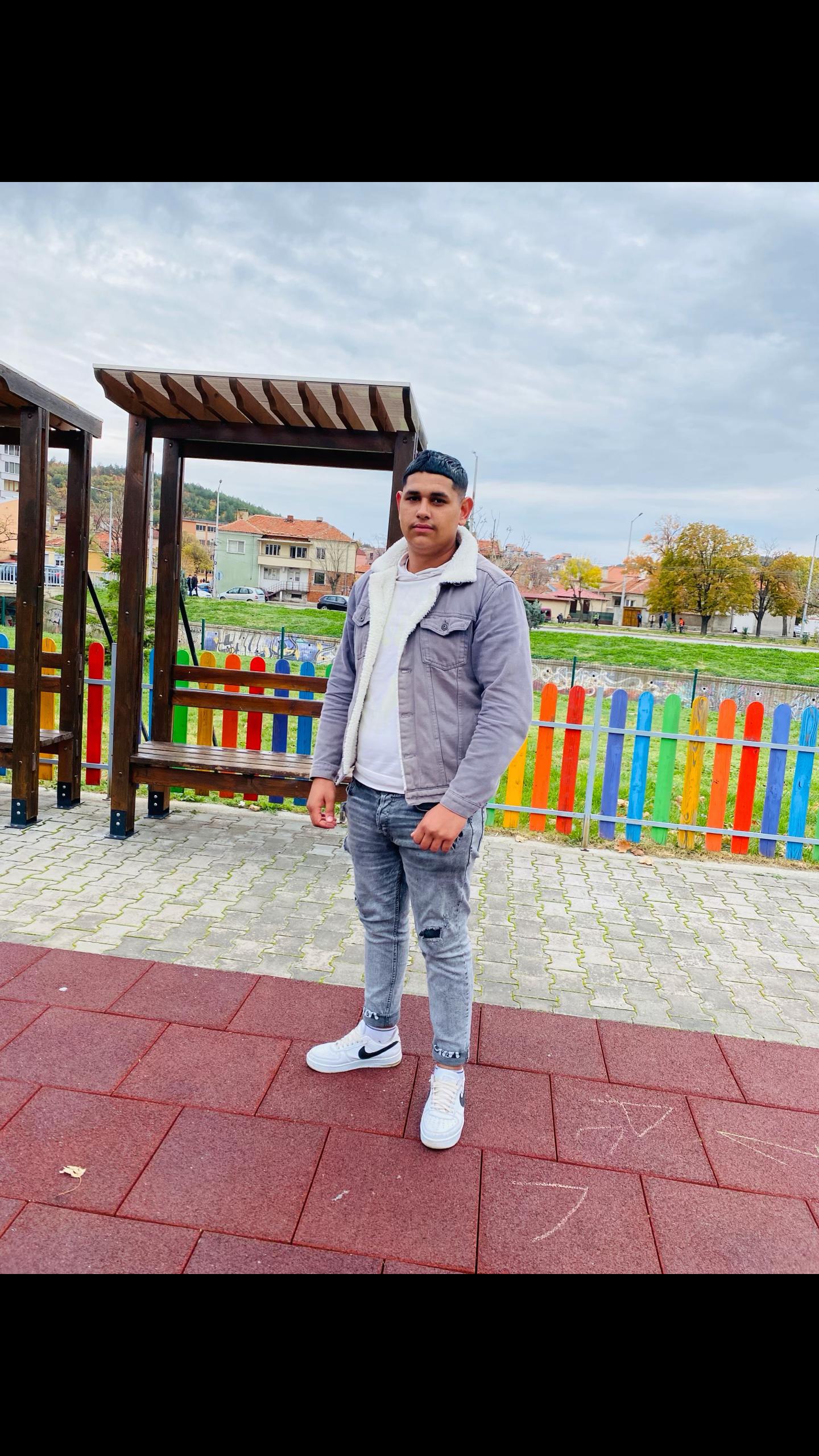 @🇹🇷Ivan Asenov🇹🇷