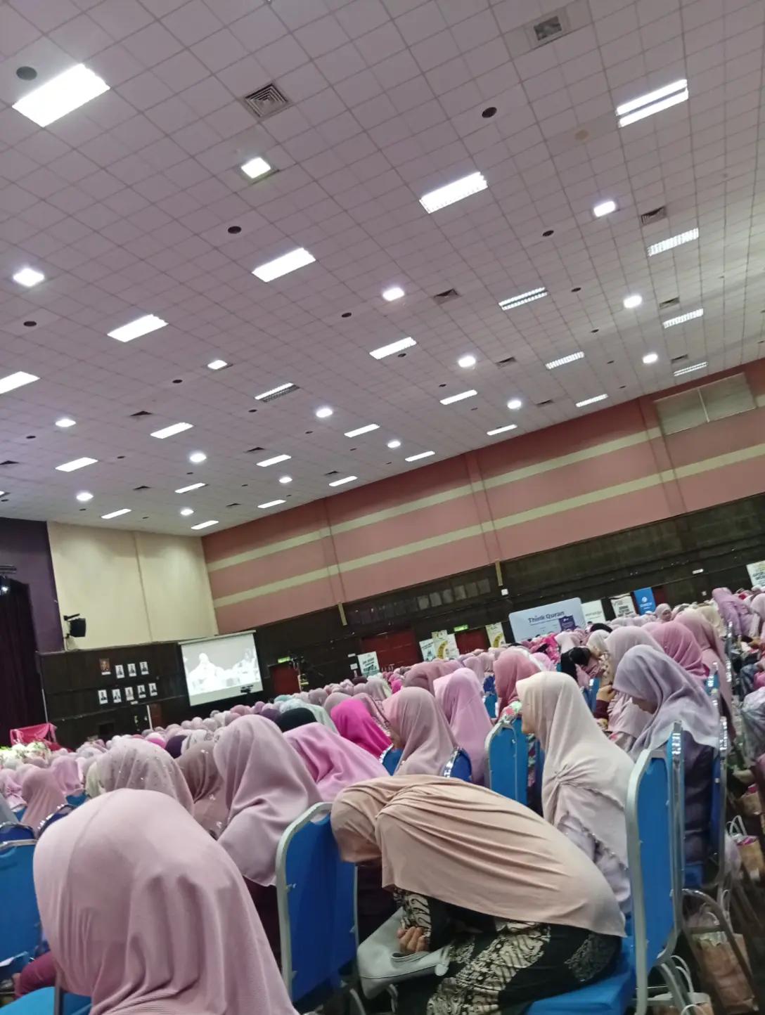 @CIKNEY CANTIK