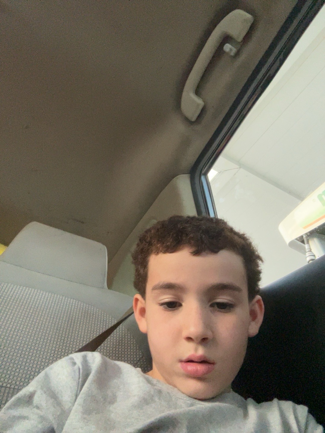 @Ileana_flor12