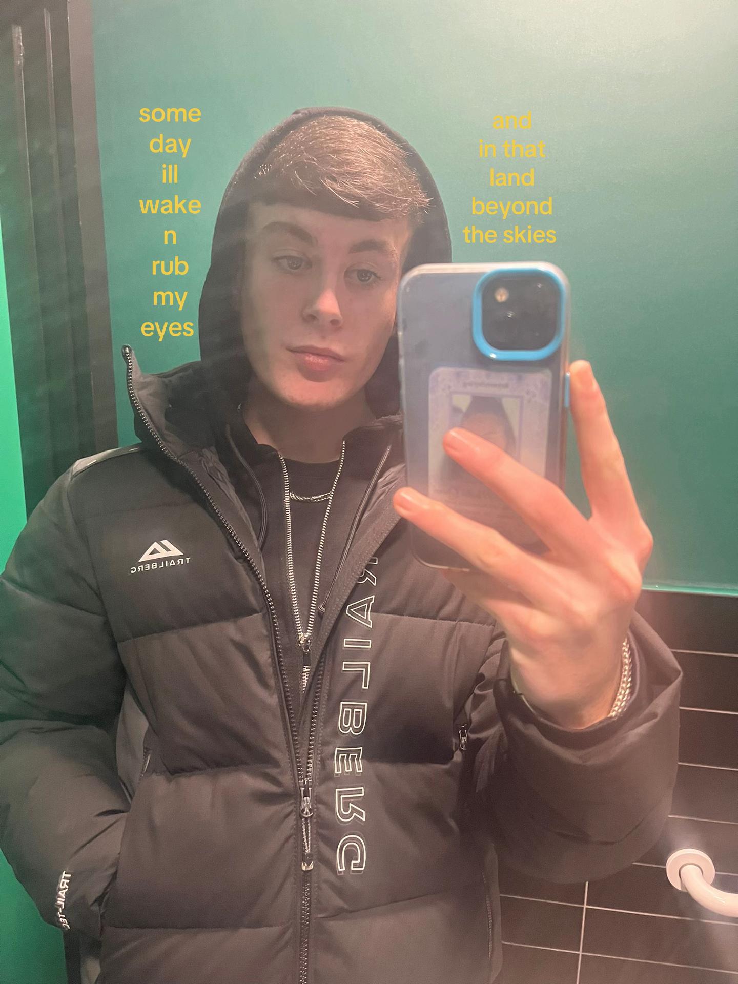 @Christian🪽
