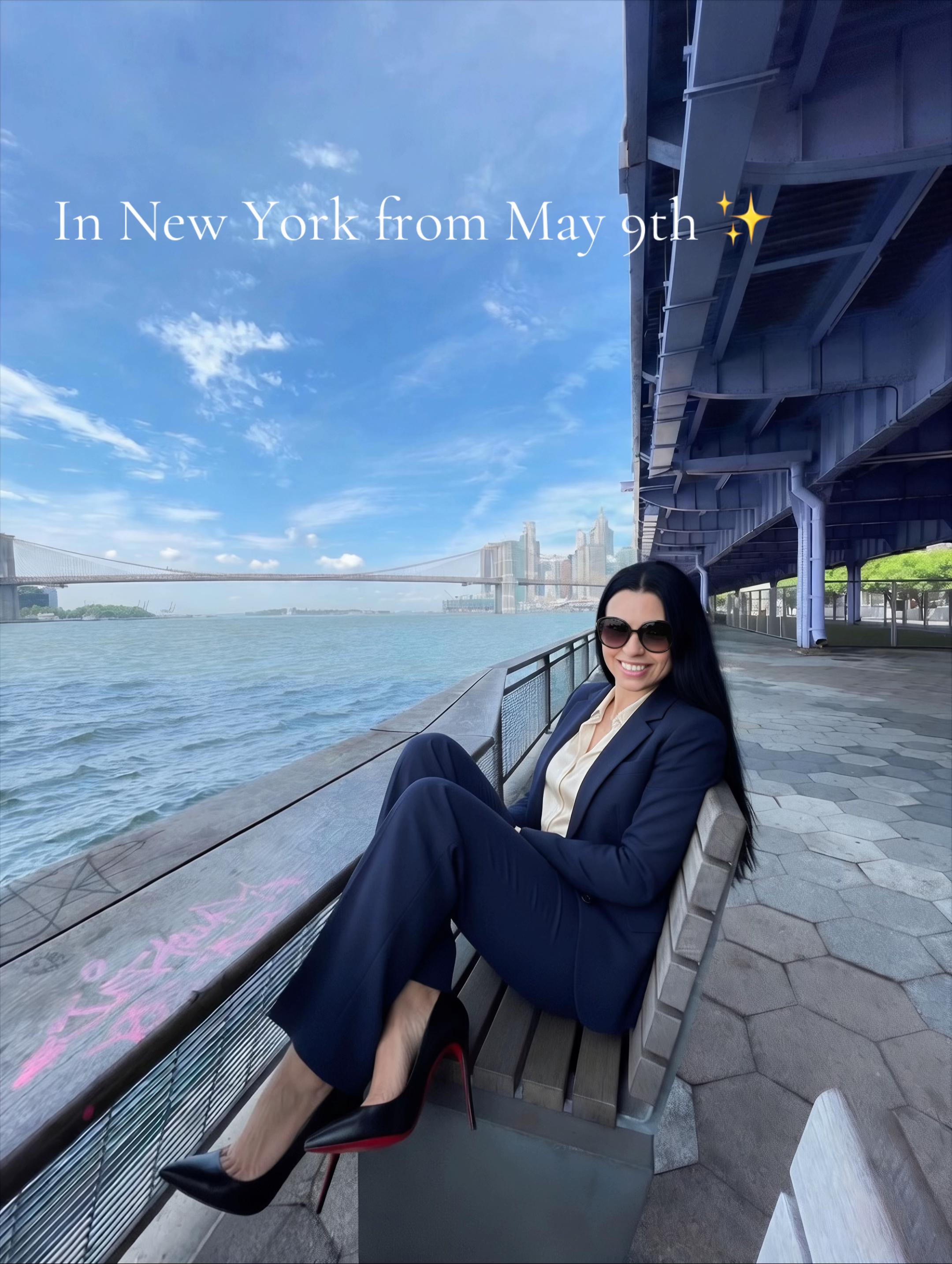 @claudialuckofficial