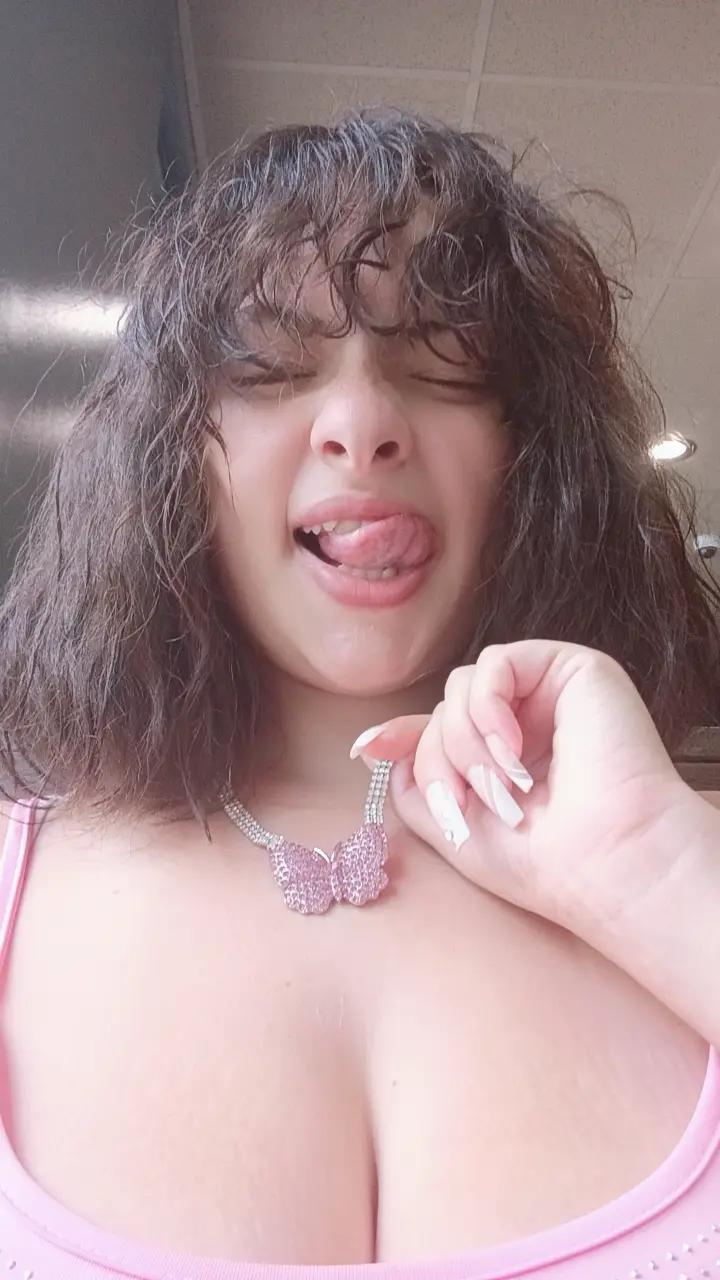 @kenishafineasf